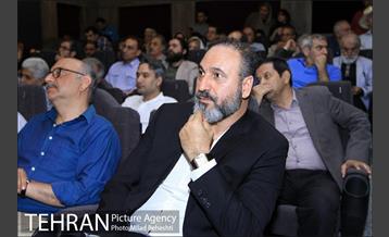 تقدیر اعضای خانه سینما از اصغر فرهادی 3