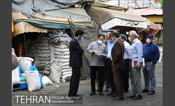 بازدید معاون شهرسازی و معماری شهرداری تهران و شهردار منطقه ۱۲ از بازار امین السلطان 11