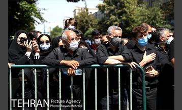 عزاداری ظهر عاشورای حسینی در چهار راه گلوبندک 12