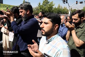 در حاشیه نماز جمعه تهران به امامت رهبر انقلاب 2