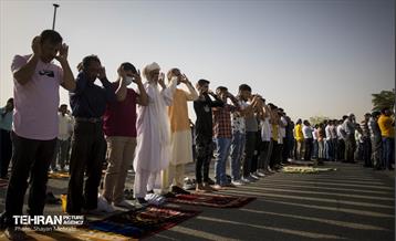 اقامه نماز عید فطر افغانستانی های اهل تسنن مقیم تهران 42