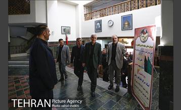 حضور شهردار در بین عزاداران امام حسین(ع)در حرم حضرت عبدالعظیم حسنی 2