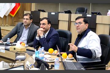 حضور مدیرکل سرمایه انسانی شهرداری تهران در ستاد مدیریت بحران شهرداری تهران 17