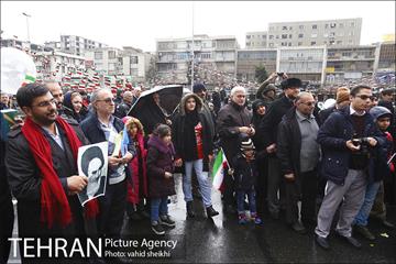 نمایش خیابانی شاهد عینی بمناسبت 22 بهمن  21