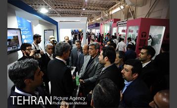 بازدید شهردار تهران از نمایشگاه الکامپ 18