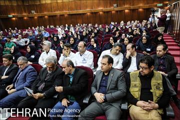 آیین کاشت درخت در بیمارستان شریعتی توسط شهردار تهران 4