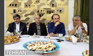 بزرگداشت پرویز کلانتری در آرت سنتر‎ 11