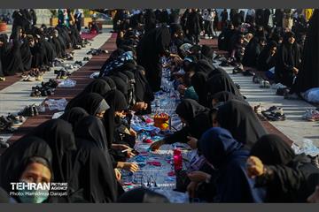 آیین آماده سازی دست سازه های نمدی برای کودکان اربعینی  7