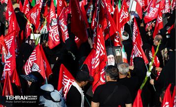 تشییع پیکر آقای شهید ایران