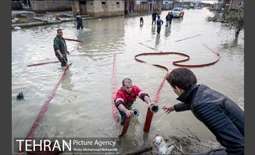 عملیات تخلیه آب از محلات گمیشان 19