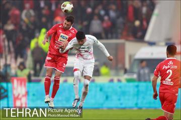 دیدار دو تیم پرسپولیس و تراکتور سازی 22