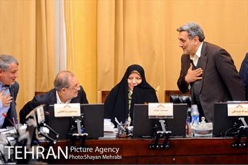 حضور شهردار تهران در کمیسیون داخلی کشور و شورا های مجلس شورای اسلامی 3