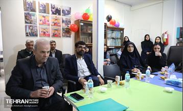 بازدید اعضای کمیته قرارگاه اجتماعی از همراه سرای پناه و پویا شهر منطقه 7 2