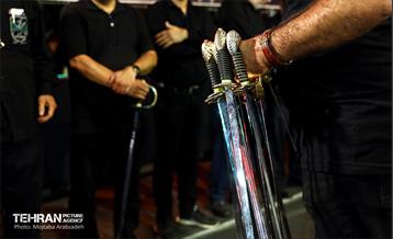 رژه‌ی شاه حسین گویان مکتب تشیع 25