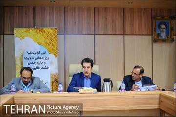 نشست جایزه جهانی خشت طلایی 7