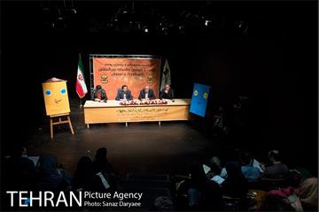 نشست مطبوعاتی و رونمایی پوستر بیست و سومین جشنواره بین المللی تئاتر کودک و نوجوان‎ 2