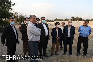 بازدید شهردار تهران از ضلع جنوبی خیابان استاد معین در پادگان جی 16
