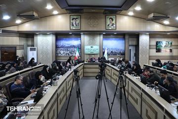 نشست خبری شهردار منطقه یک 5