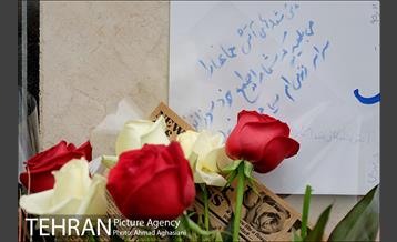 ادای احترام تهرانی ها به شهدای آتش نشان پلاسکو 18