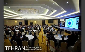 اجلاس معرفی فرصت های سرمایه گذاری شهر تهران با حضور شهردار تهران 12