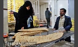 خرید نان سالم 4