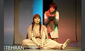 نمایش رویای یک شب نیمه تابستان‎ 16