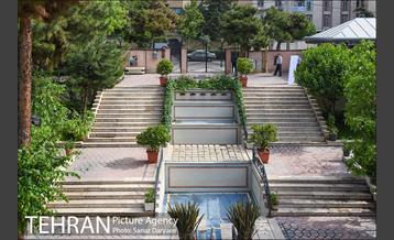 عمارت عین الدوله (نگارخانه برگ) 17