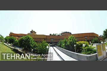 کتابخانه ملی 1