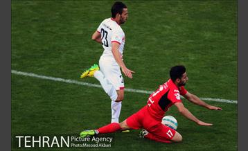 دیدار تیم های فوتبال پرسپولیس و پدیده