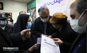 نشست هم اندیشی شهردار تهران با نخبگان منطقه 22