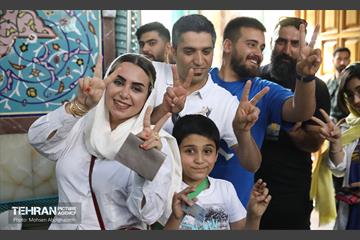 انتخابات چهاردهمین دوره ریاست جمهوری - حسینیه ارشاد 26