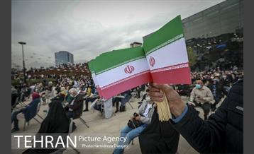 اجرای کنسرت سالار عقیلی در باغ کتاب 9