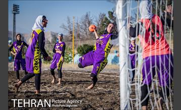 مسابقات هندبال ساحلی زنان 17