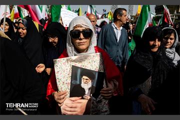 اجتماع «دختران جان‌فدای ایران»