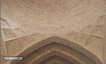 بازدید معماران از مجموعه تاریخی اتحادیه و پروژه بازآفرینی ساختمان بلدیه 34