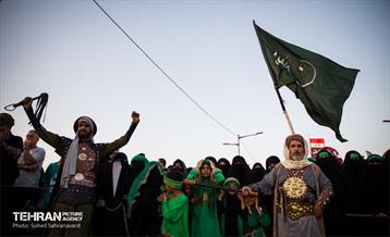 کاروان نمادین اسرای کربلا در مسیر طویریج  2