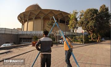 اینجا کارگاهه؛ محوطه سازی حریم تئاتر شهر 1