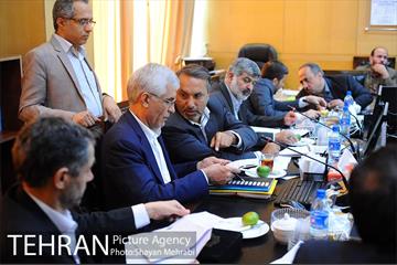 حضور شهردار تهران در کمیسیون عمران مجلس شورای اسلامی 11