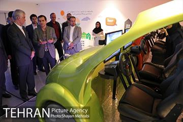 بازدید مهندس افشانی شهردار تهران از مجموعه باغ کتاب 7