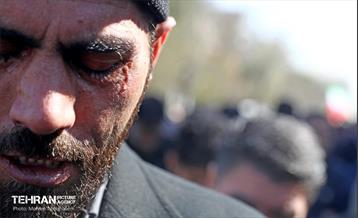 اجتماع مردم تهران در پی شهادت رهبر انقلاب - 2 11