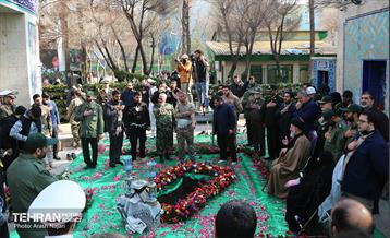 تشییع پیکر شهید گمنام در منطقه ۱۰