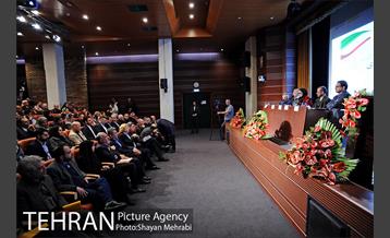 اختتامیه همایش تهران چهار دهه معماری و طرح های شهری با حضور شهردار تهران 2