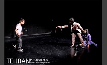 نمایش " آری یا نه " 6