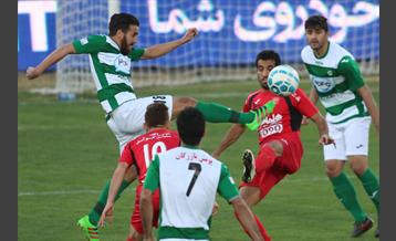 دیدار ذوب اهن و پرسپولیس در لیگ برتر فوتبال