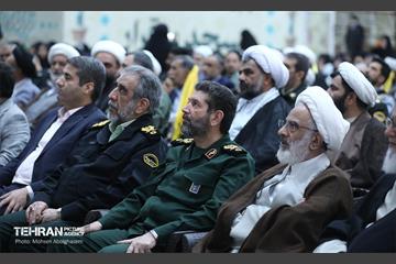 اولین همایش مسجد برقرار در حرم امام(ره) 56
