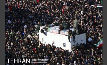 تشییع پیکر سپهبد قاسم سلیمانی و شهدای مقاومت در تهران  40