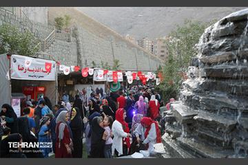 سومین جشنواره شاه توت