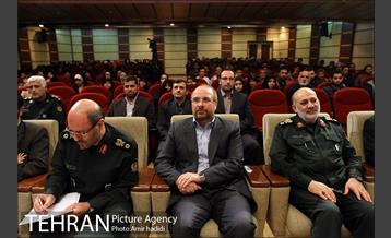 آیین تجلیل از خانواده های شهدای مدافع حرم 8