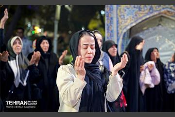ویژه برنامه معنوی "ساحت خورشید" 14