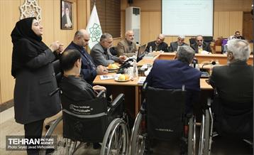 نشست صمیمانه  با نخبگان دارای معلولیت 17